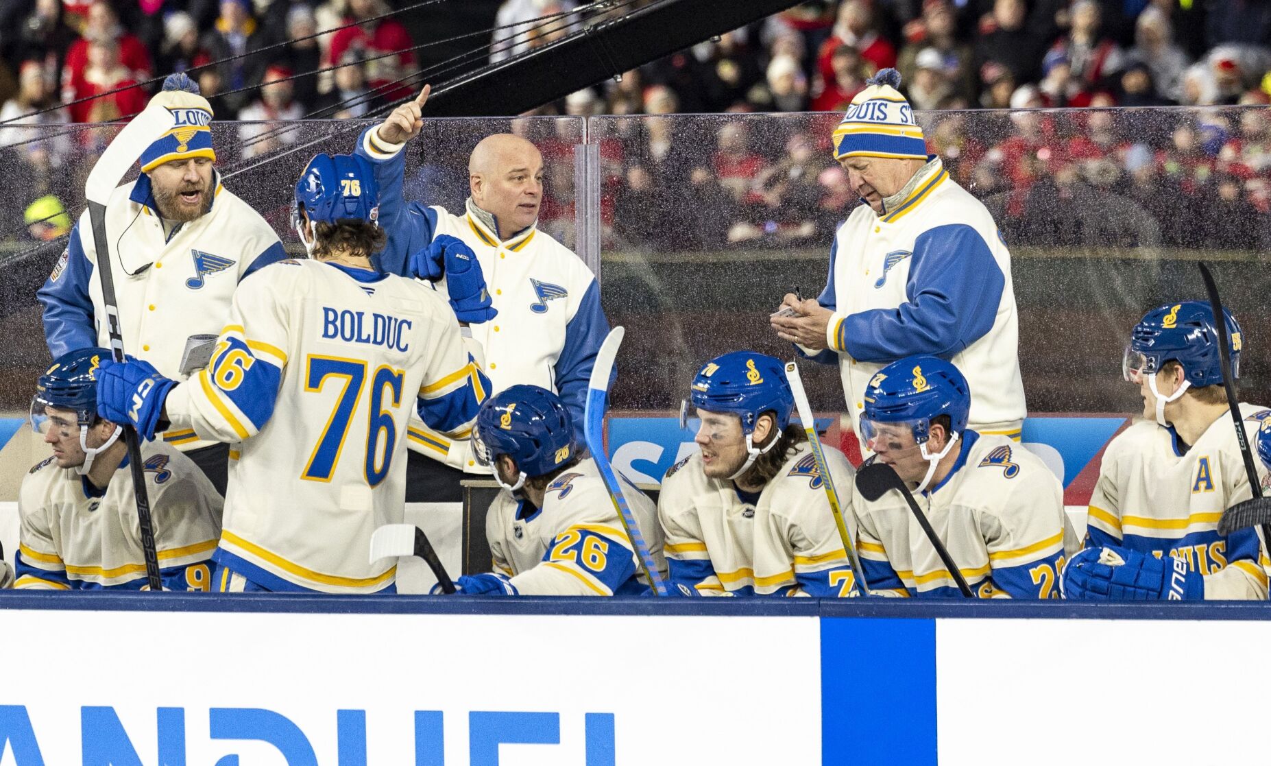 The Blues and Blackhawks take Wrigley Field for the Winter Classic